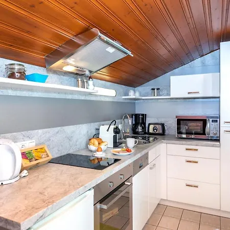 Mountain Apartments Apartment